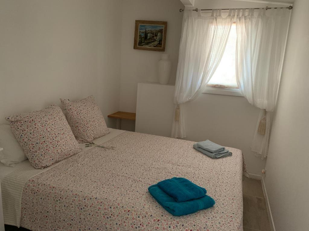 Le Petit Chene Villa Le Castellet  Bagian luar foto