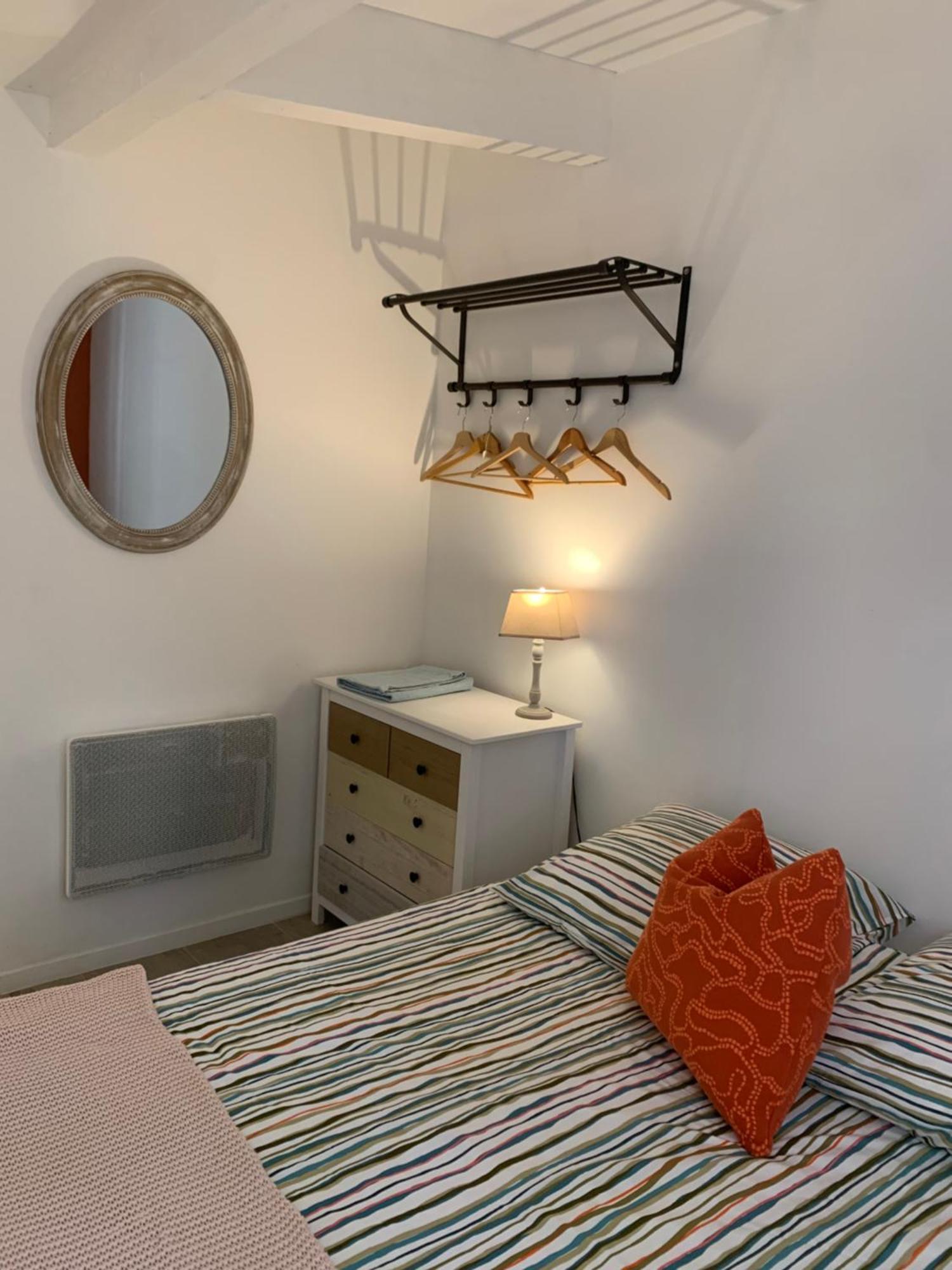 Le Petit Chene Villa Le Castellet  Bagian luar foto
